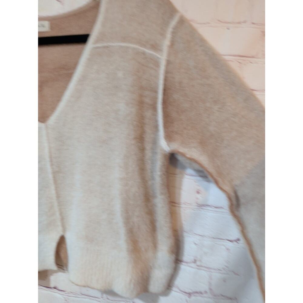 Natural Life Fuzzy Knit Exposed Seam Sz XL V-Neck Pullover Sweater Oatmeal Tan - Picture 5 of 14